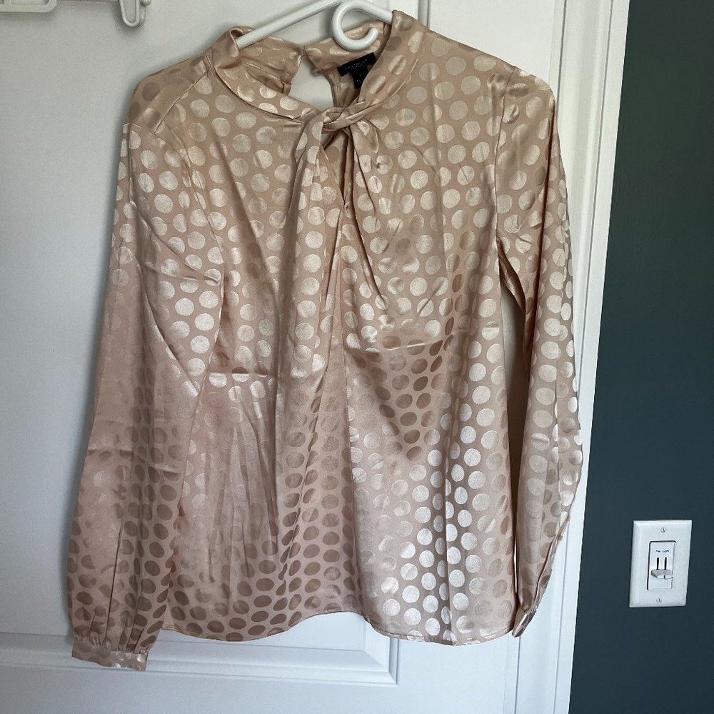 NWT Ann Taylor Factory Women's Size Small Long Sleeved Top